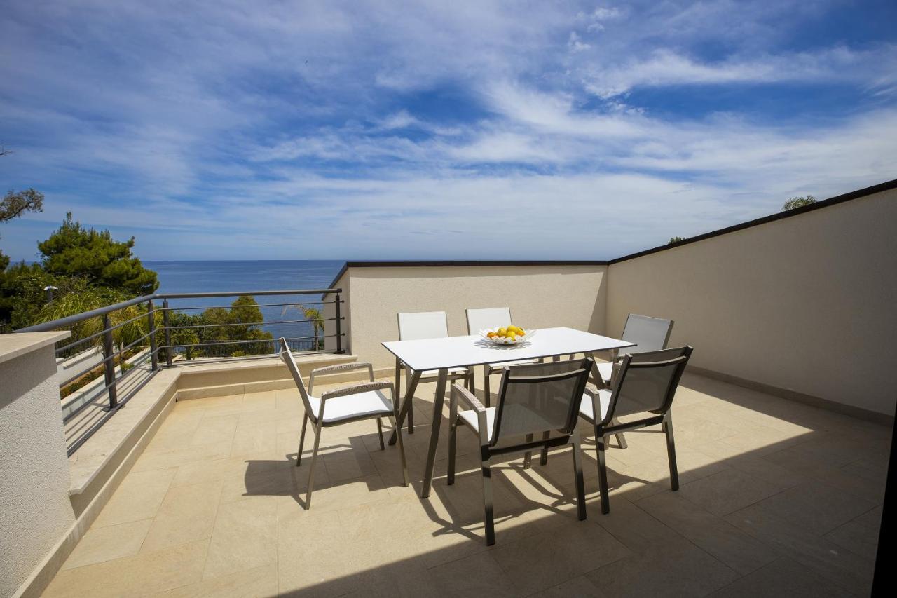 Kafara Resort- Villas And Pool By Lisca Bianca Rental Санта-Флавия Экстерьер фото